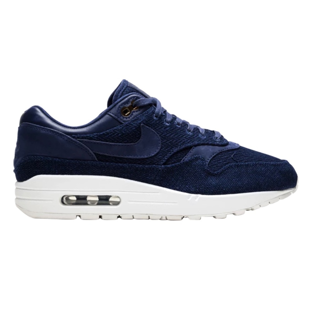 Rare Nike Womens Air Max 1 LX 'London Cloth'